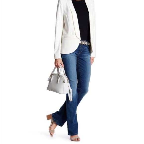 Joe's Jeans Denim - ~3x HP~ JOE’S Harvey Bootcut  Distressed Jeans